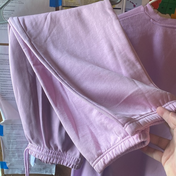 ADIDAS SWEATSUIT LILAC COLORWAY CREWNECK SIZE XL SWEATS SIZE LARGE - Picture 8 of 8